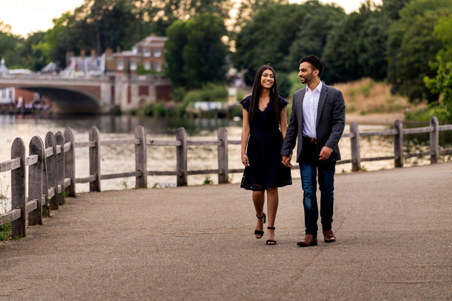 Hampton Court Palace Engagement shoot | Proposal shoot