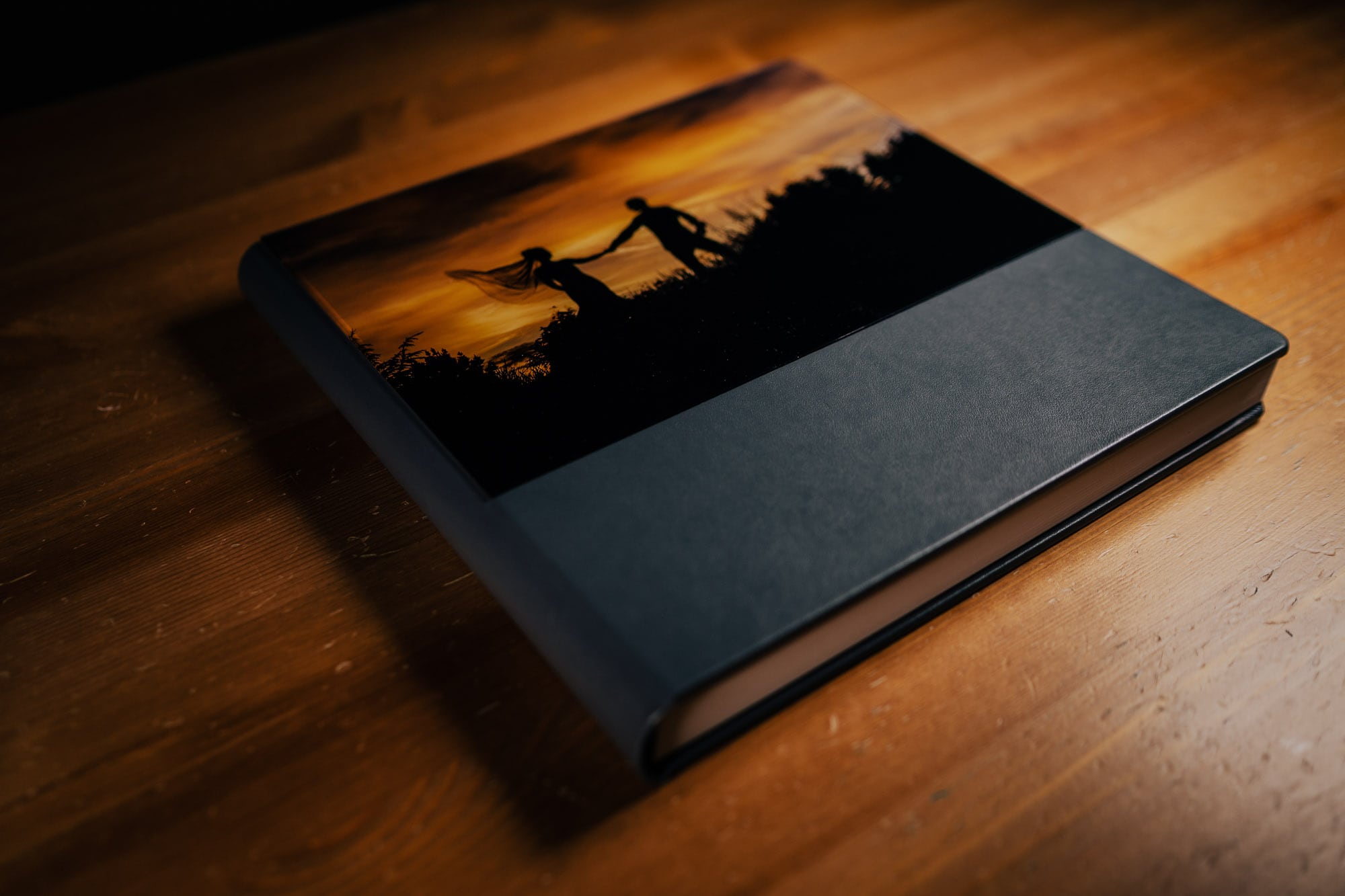 stylish high quality wedding albums professionally designed to tell the story of your day