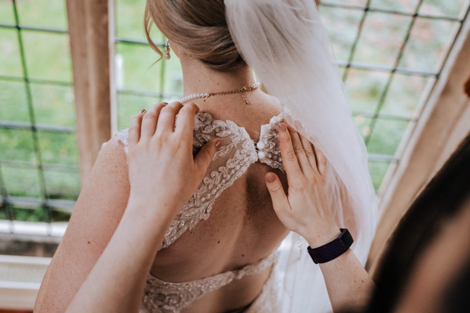 Wellington Barn Wedding Photographer | Alex Buckland Photography