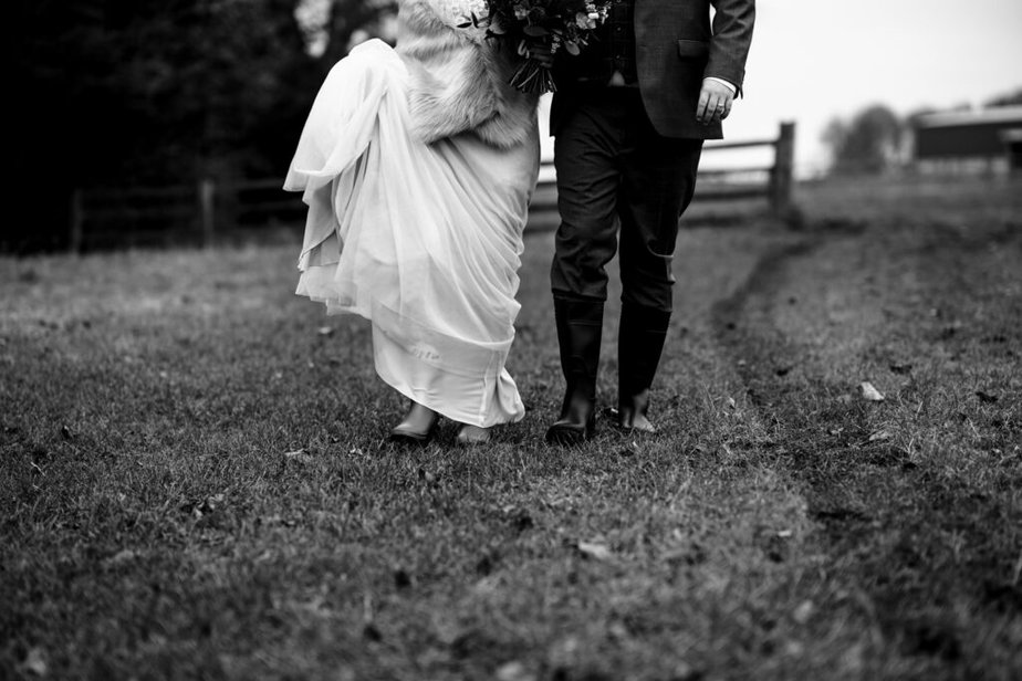 Notley Tythe Barn Wedding | Bucks Wedding Photographer