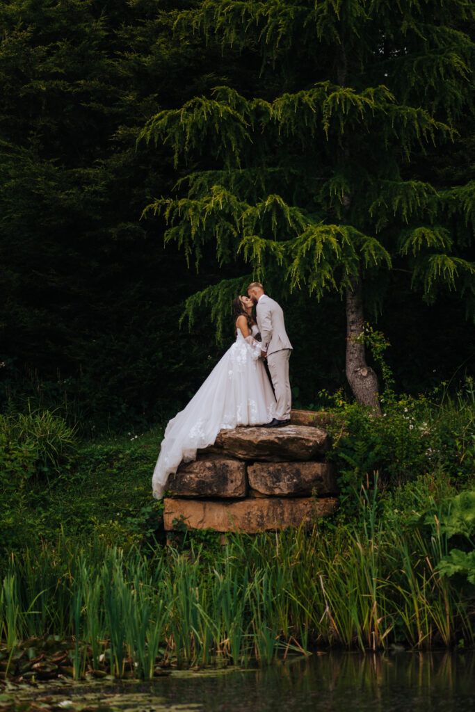 Ravenswood wedding photography, Alex Buckland Photography