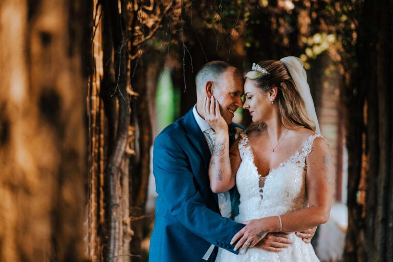 Sunshine and Smiles: Sarah & Richard’s Day