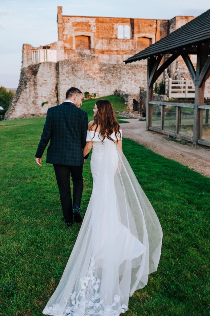 Farnham Castle wedding photography, Alex Buckland Photography